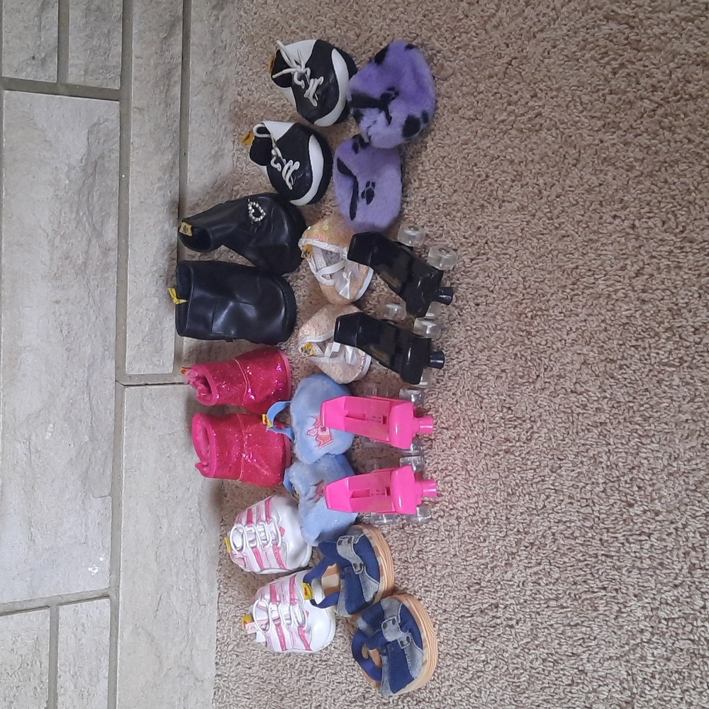 Build-A-Bear workshop accessories shoe lot roller skates